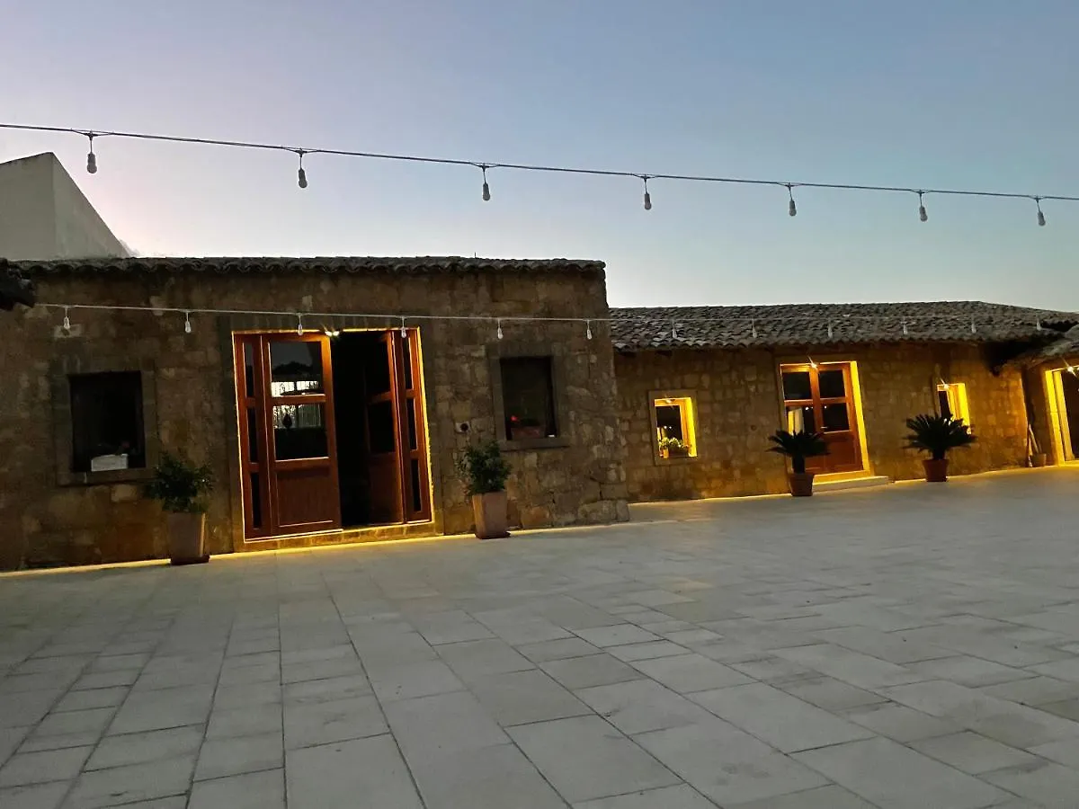 Masseria Santa Barbara Caltanissetta Farm stay